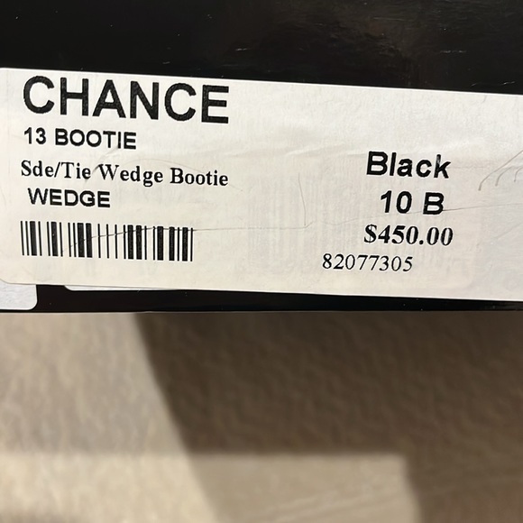 Aquatalia Blk weathproof sz 10 boot 80.00 - Picture 7 of 8